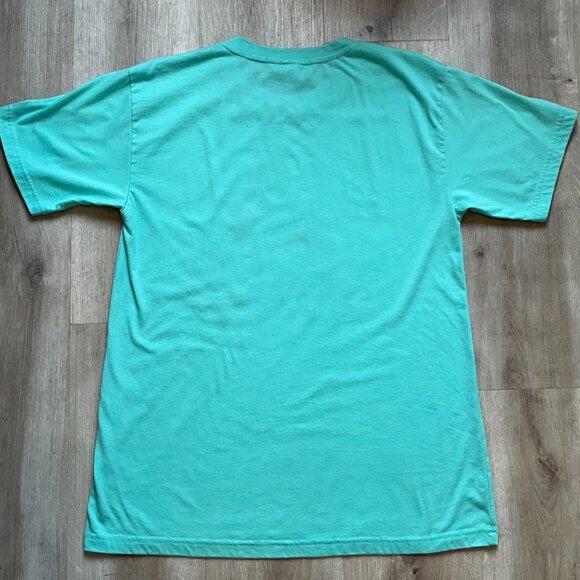 Tintin Green T-Shirt Les Aventures Tintin au Cambodge Phnom Penh Top Size Med - Picture 6 of 7